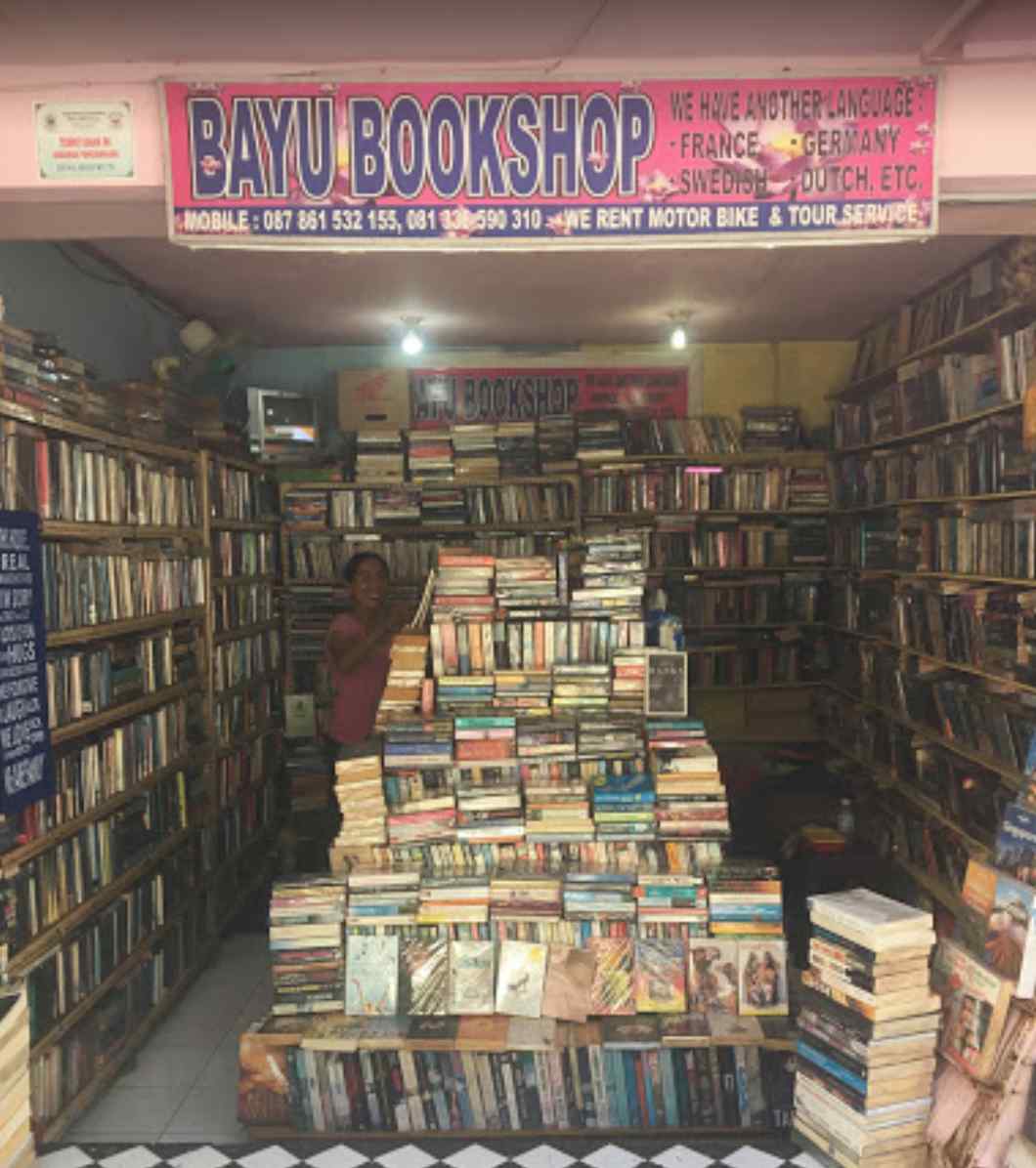 toko buku bekas bayu book shop